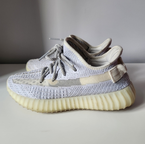 Yeezy Boost 350 v2 static reflective - Picture 3 of 7